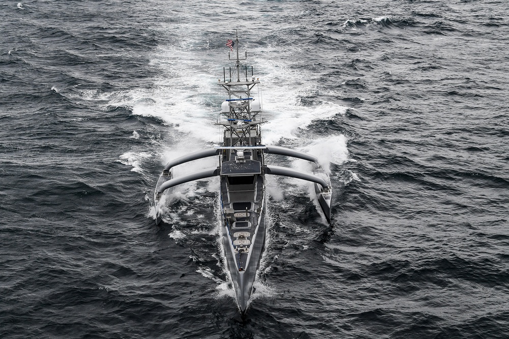 Photo: U.S. Navy / Shannon Renfroe Seahawk at sea during a US Navy unmanned-systems integration exercise in 2021
